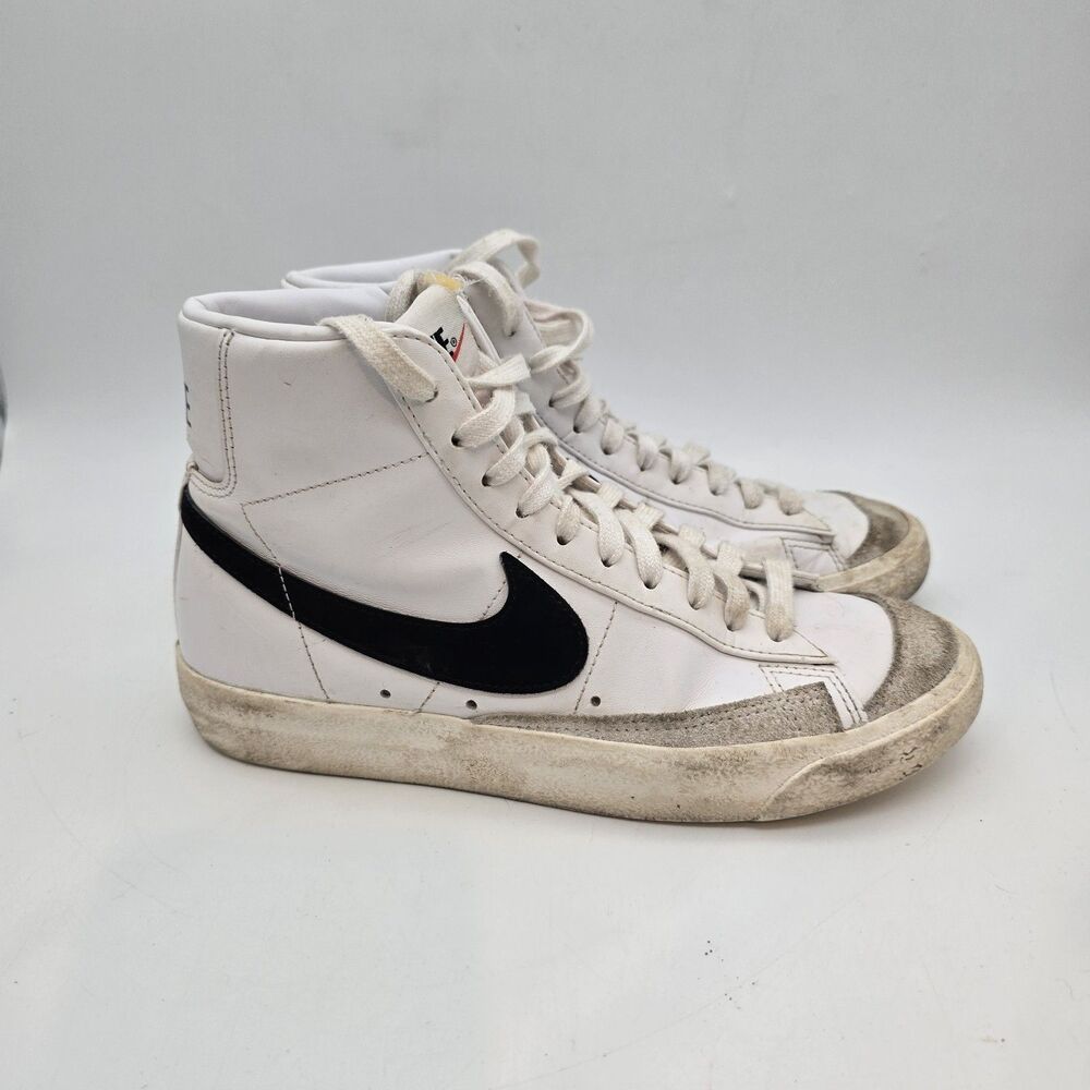 Nike Shoes Womens 6.5 Blazer Mid 77 High Top Lace Up Sneakers CZ1055-D0 White